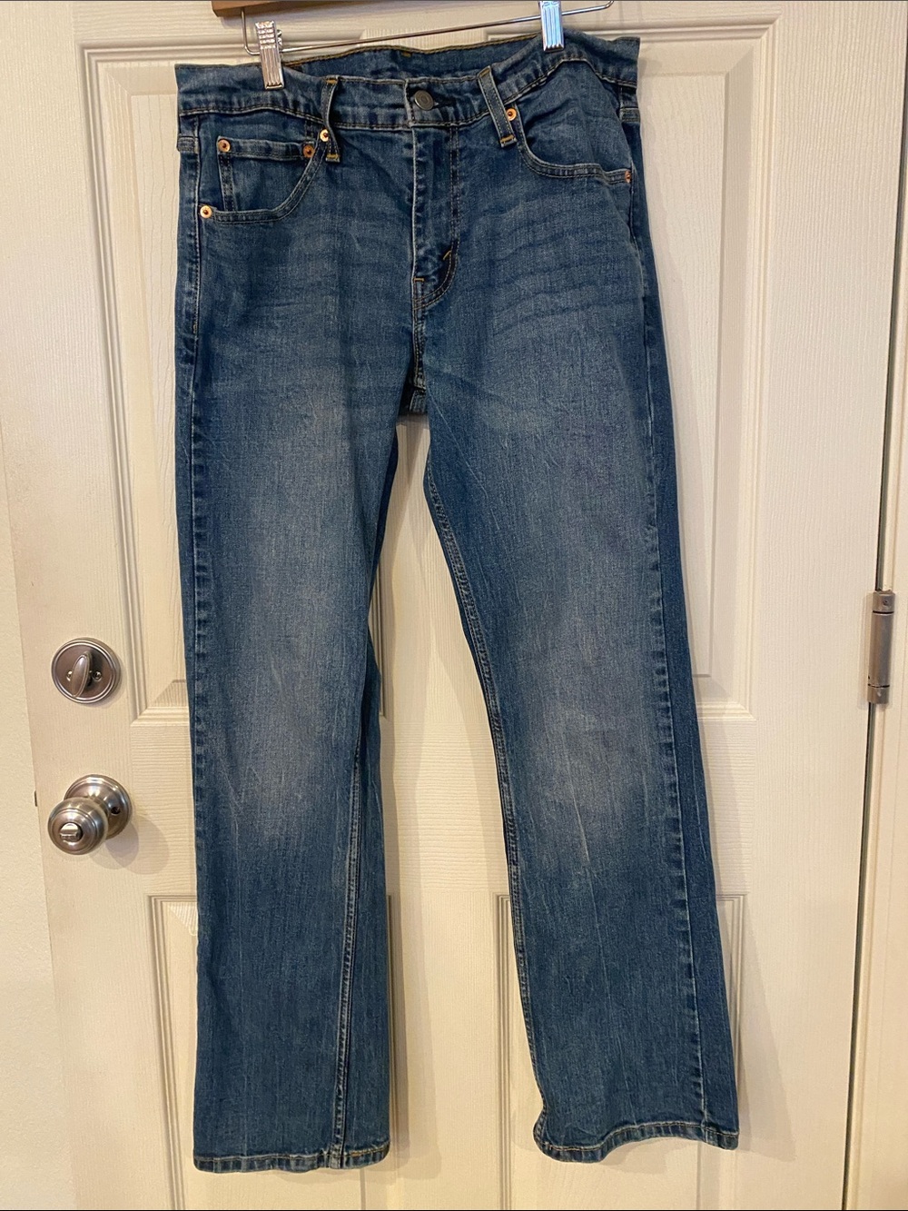 Levi's Medium Wash Blue Straight Jeans